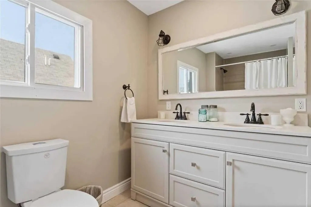 Perfection Near The River - 4 Bedroom Villa Complimentary Breakfast Delivered Daily To The Rental Niagara Falls 0*,