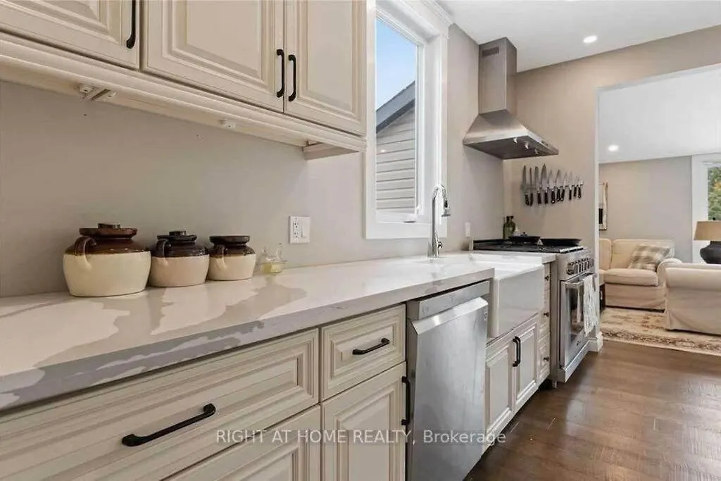 Hébergement de vacances Perfection Near The River - 4 Bedroom Villa Complimentary Breakfast Delivered Daily To The Rental Niagara Falls