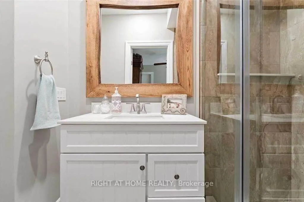 Perfection Near The River - 4 Bedroom Villa Complimentary Breakfast Delivered Daily To The Rental Niagara Falls Hébergement de vacances