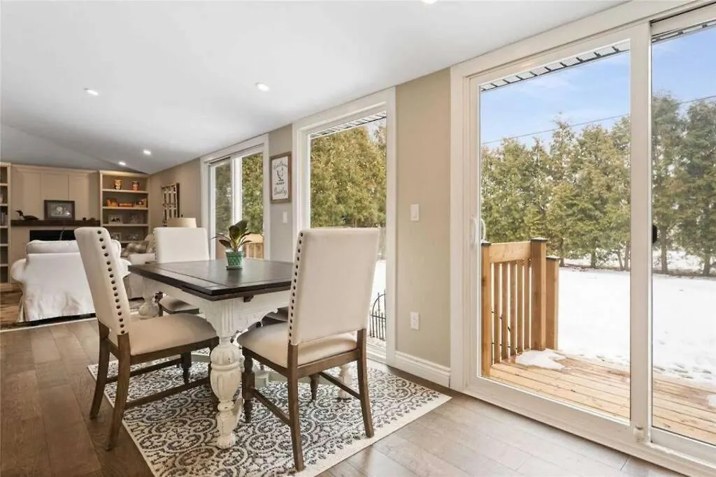 Perfection Near The River - 4 Bedroom Villa Complimentary Breakfast Delivered Daily To The Rental Niagara Falls