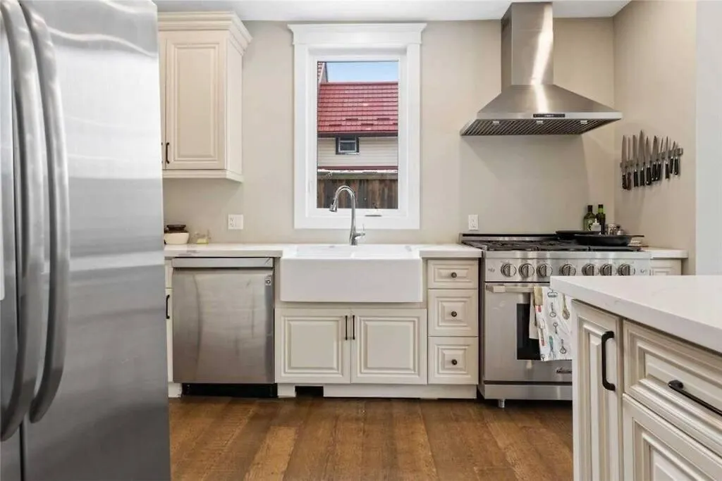 Perfection Near The River - 4 Bedroom Villa Complimentary Breakfast Delivered Daily To The Rental Niagara Falls